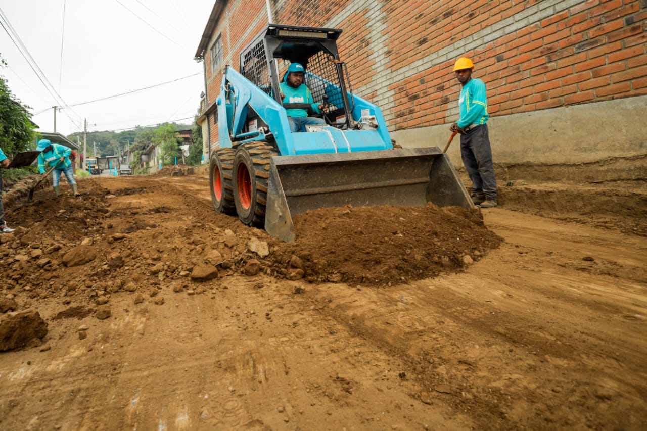 avanza-modernizacion-de-diversas-avenidas-en-juayua-sonsonate